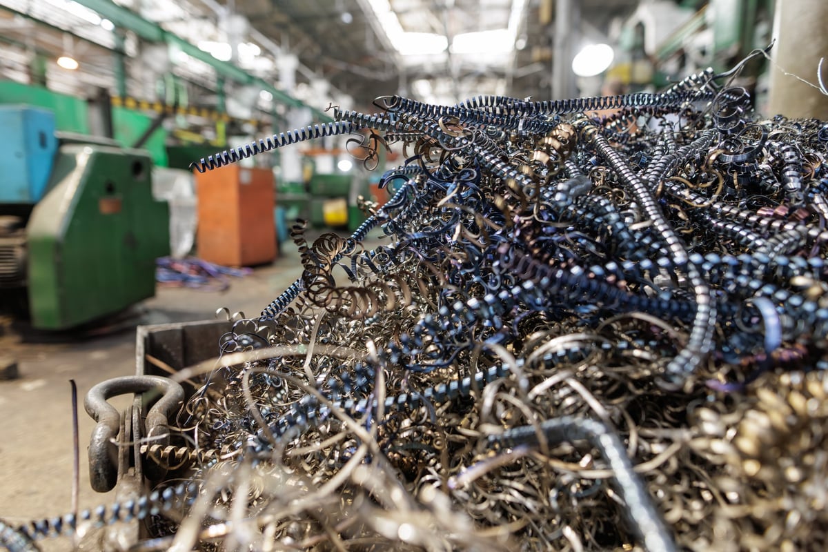 Metal recycling industrial process